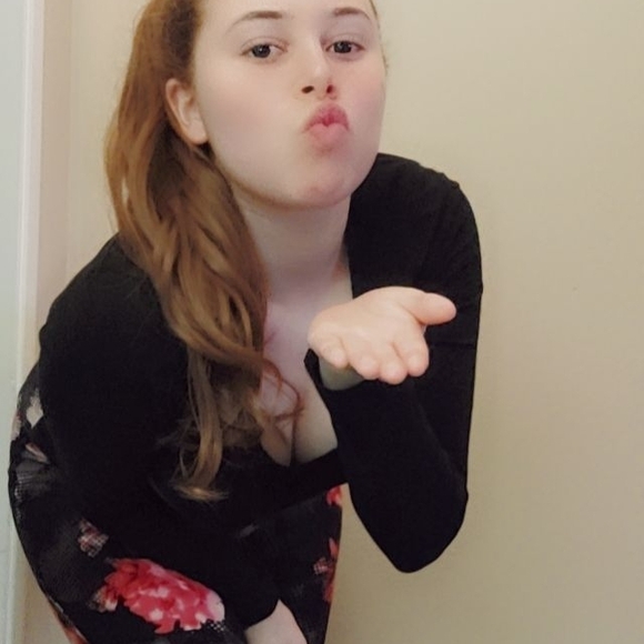 Floral Black and Red Leggings/Flare Pants - Picture 3 of 3